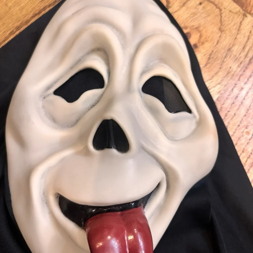 Vintage Fun World Scream Scary Movie WASSUP Mask Shroud Easter Unlimited